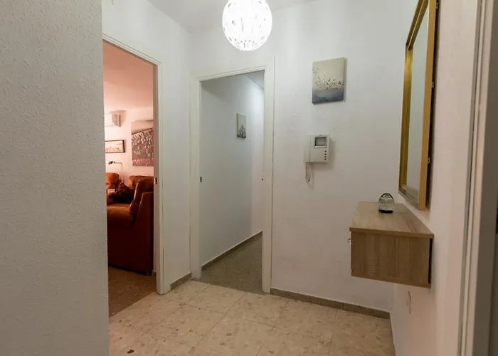 Center With Parking アパート