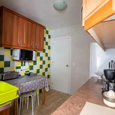 Center With Parking Apartment *